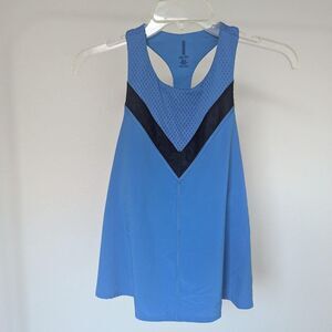 Lucy XS active top with built in sports bra